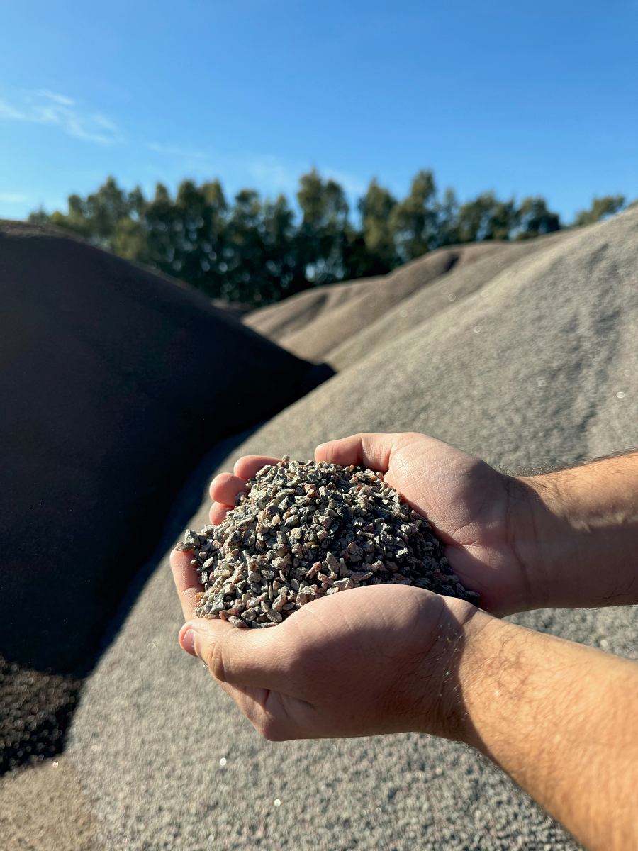 4/10 Piedra de granito trituradocon granulometría de 4 a 10 milímetros